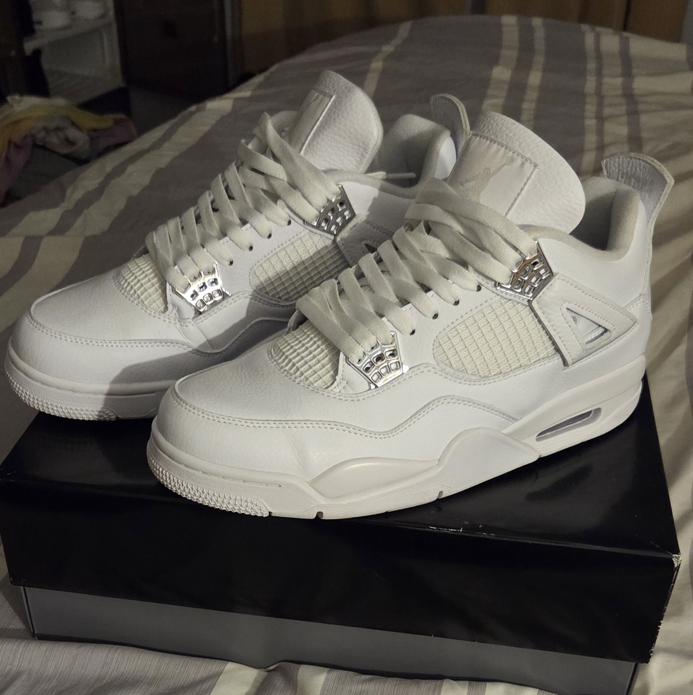 Jordan 4 Pure Money 2017 Mens 10.5 $150.00 Absolutely Crispy And Like New!!!!